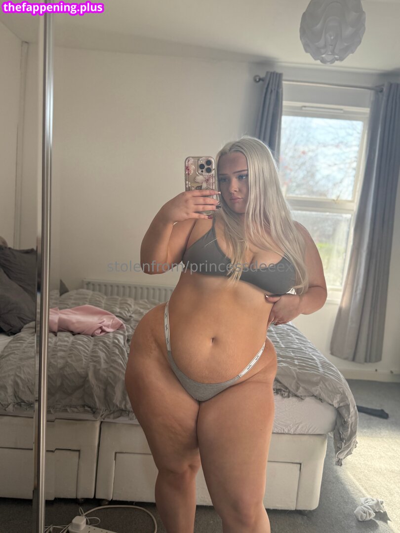 111.dg / 111.dgm / deedoo62 / diana__guseva_111 / princessdeeex Fotografie OnlyFans Dezbrăcată #28