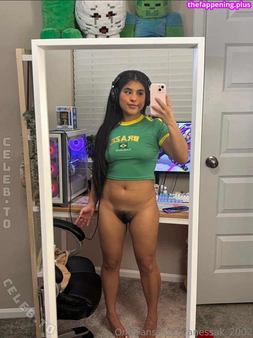 444Vanessa / 444vanessak / bougie_vee / iitmythrowaway / vanessak_2002 Foto OnlyFans Nuda #18