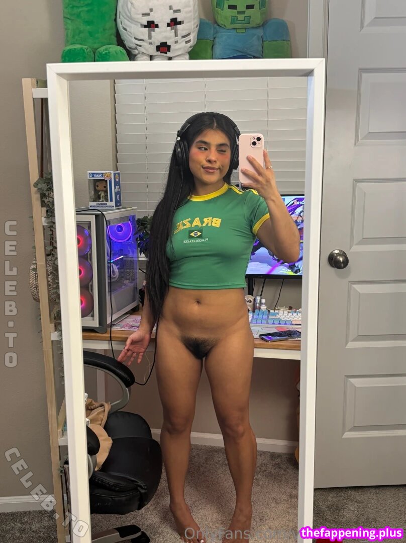 444Vanessa / 444vanessak / bougie_vee / iitmythrowaway / vanessak_2002 Foto OnlyFans Nua #19