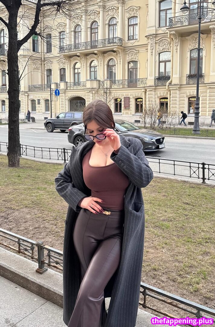 82evgesha / https: / rrpelel Fotografie OnlyFans Dezbrăcată #3