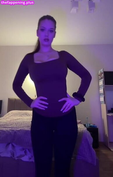 82evgesha / https: / rrpelel Çıplak OnlyFans Fotoğrafı #24