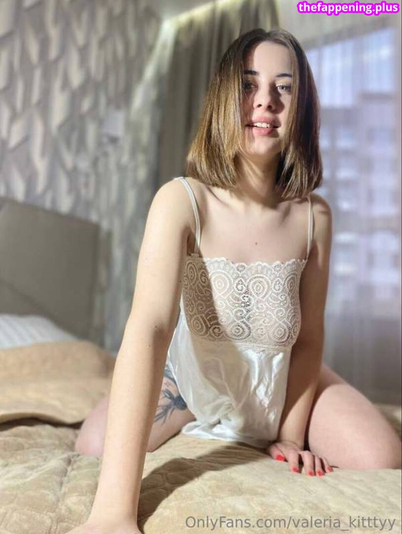 _aaanastasiii / valeria_kitttyy Photo OnlyFans Nu #3