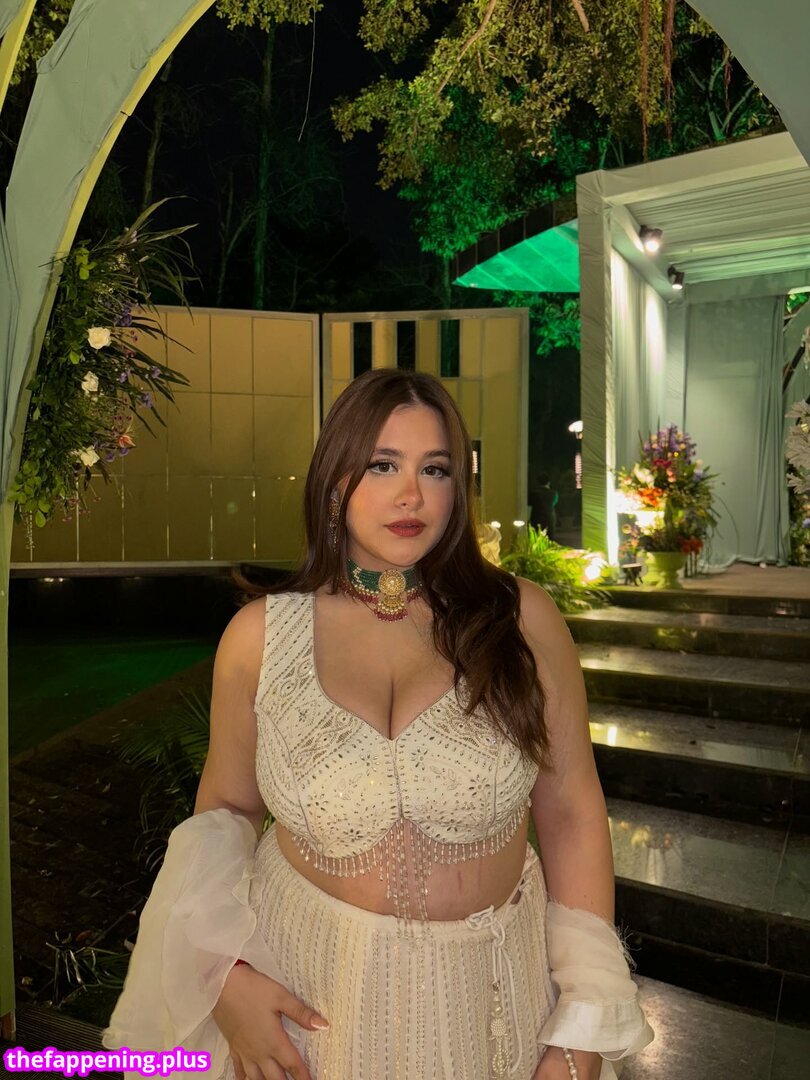 Aadhira Krishna / aadhirakrishna Fotografie OnlyFans Dezbrăcată #19