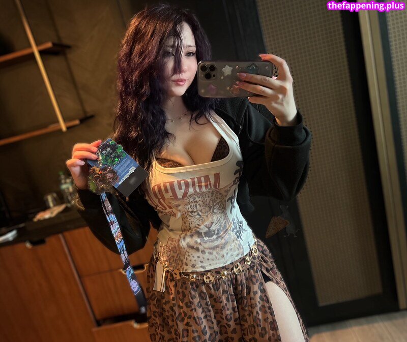aaebi / aaebiya / aebi / kittyhafu / nsfwaebi नग्न OnlyFans फोटो #24