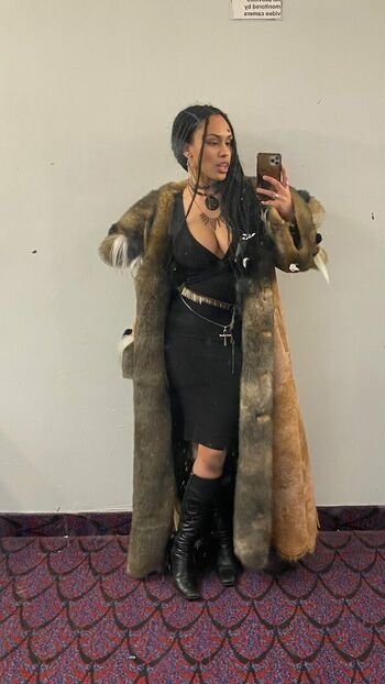Aaliyeezy