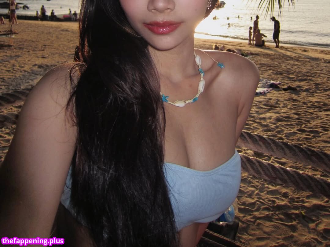 Saipetch B. / aaomhelloo Фото оголеного OnlyFans #159