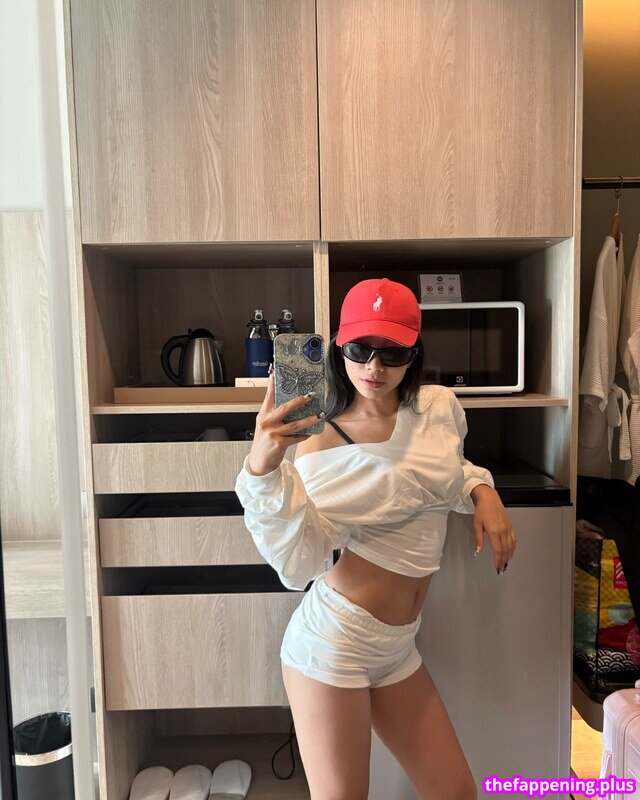 Saipetch B. / aaomhelloo Nagie OnlyFans Zdjęcie #394