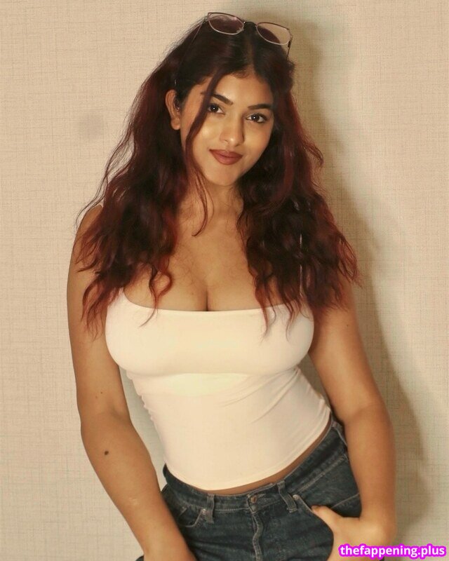 Aashiyayaya / thefuzzyaya Naakte OnlyFans Foto #7