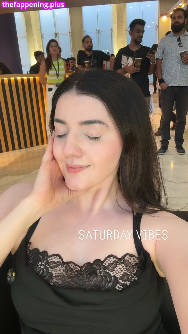 aasthashah97 / https: Meztelen OnlyFans Fotó #5