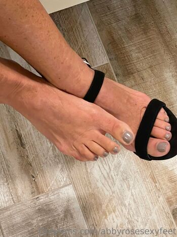abbyrosesexyfeet