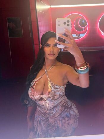 Abida.__