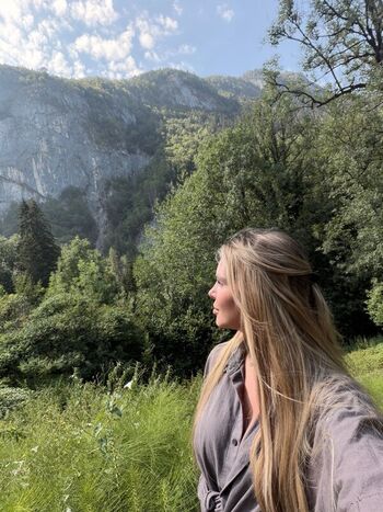 Adixia