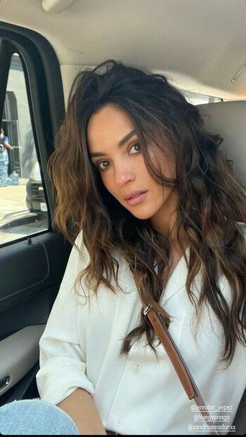 Adria Arjona