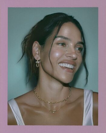 Adria Arjona