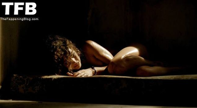 Adria Arjona