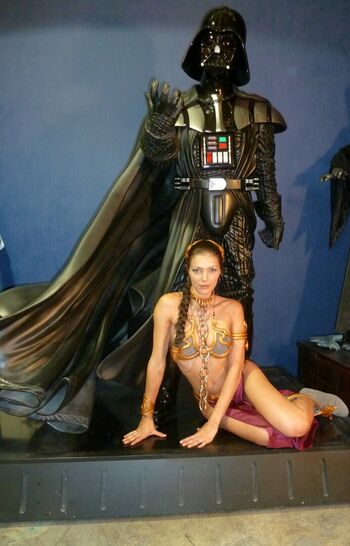 Adrianne Curry