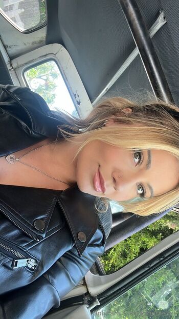 adriaraexxx