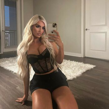 AEW Mariah May