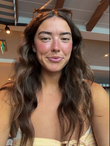 Ahdra And Ayla Klingler