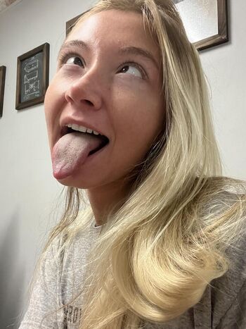 Ahegao / Long Tongue / Drool Girls