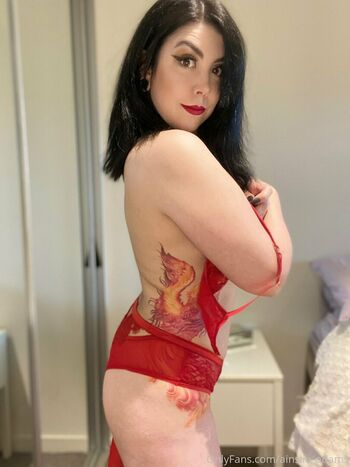 ainslie_adams