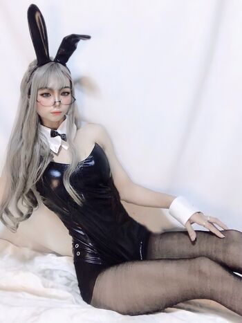 Akari_Cos