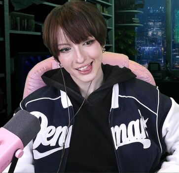 Akemy Sama
