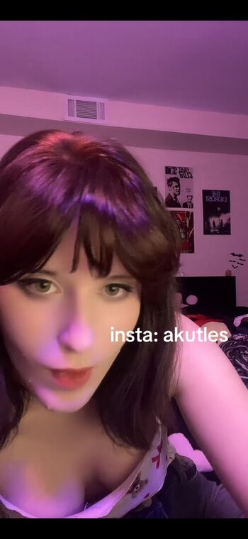Akutles