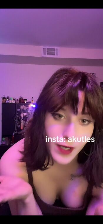 Akutles
