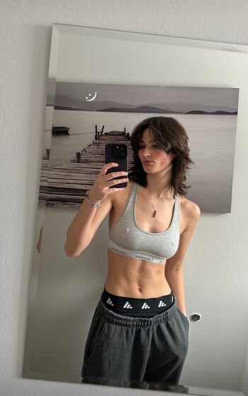 aleandrafrerk / ale4ndra