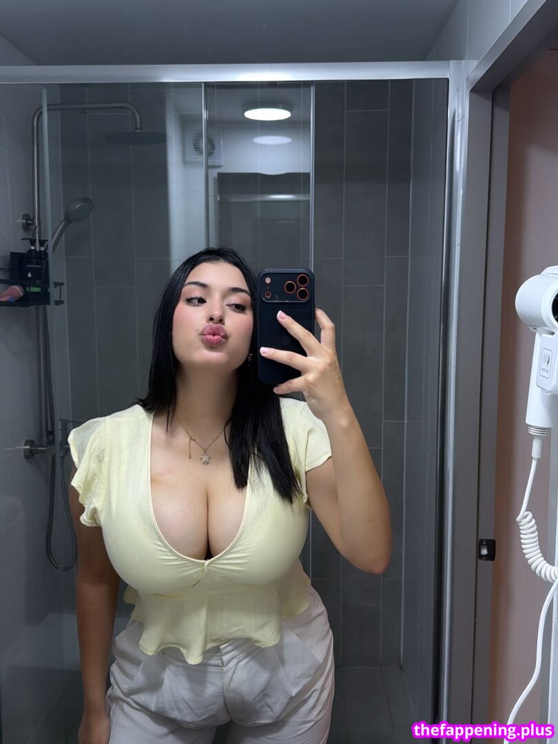 alejandramotta__