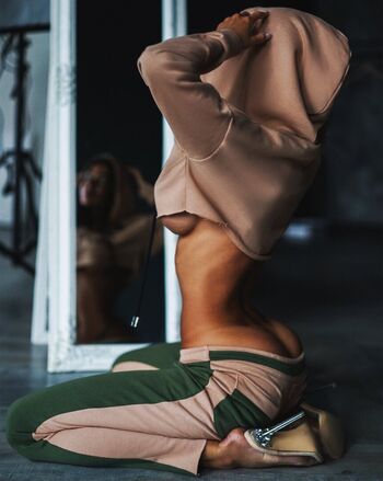 Alena Omovych