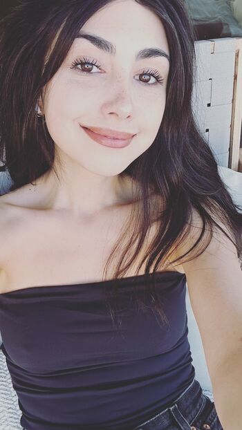 Alexa Mansour