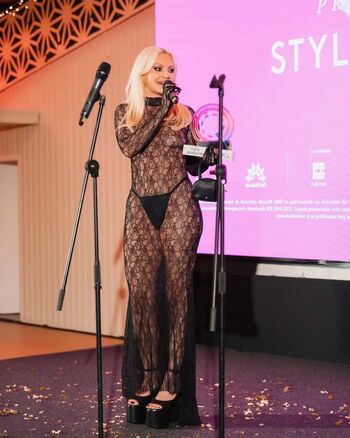 Alexandra Stan