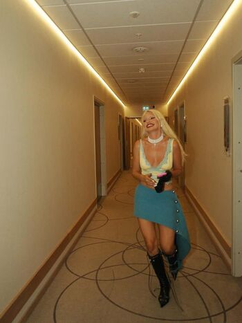 Alexandra Stan