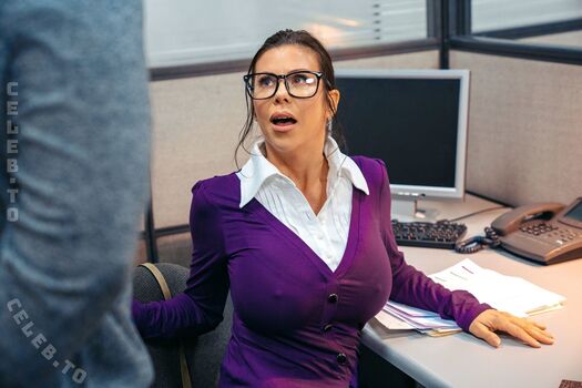 Alexis Fawx