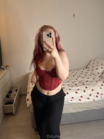alexsandraxoxo