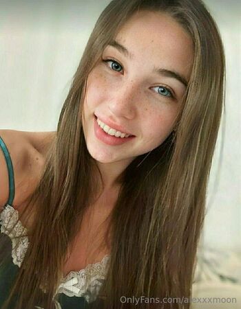alexxxmoon
