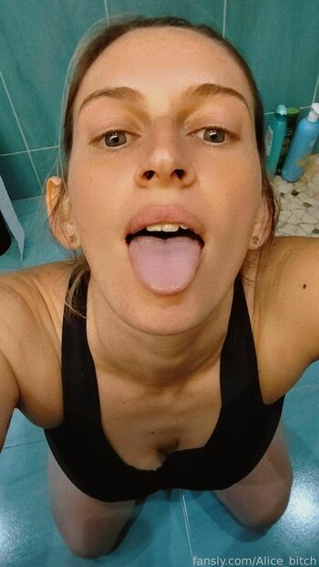 Alice_bitch