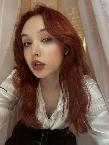 Alice_Kisss