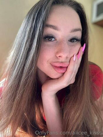 alicee_kisss