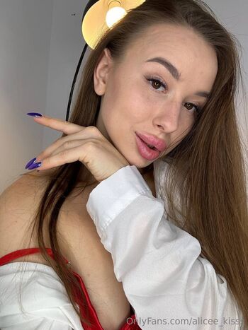 alicee_kisss