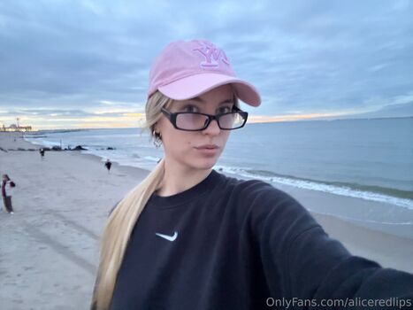 aliceredlips