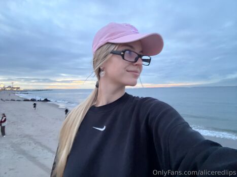 aliceredlips
