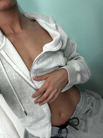 Alicia Rae