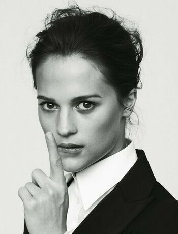 Alicia Vikander