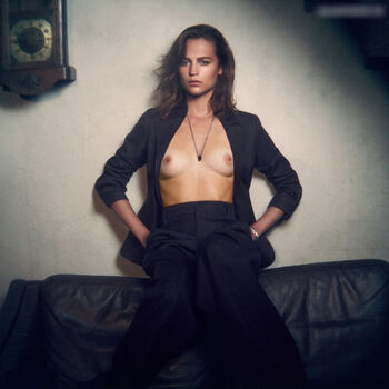 Alicia Vikander