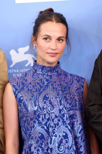 Alicia Vikander