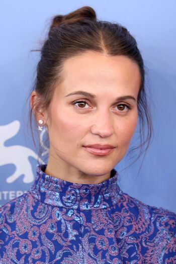 Alicia Vikander