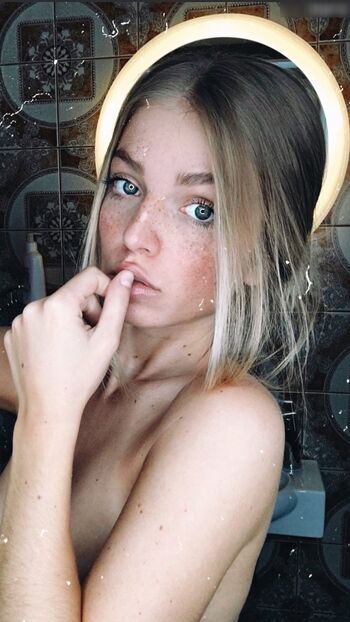 Alina Katharina - Nie_alina